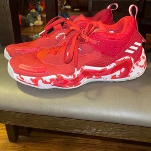 Deadstocked Adidas Donovan Mitchell Basketball Shoes